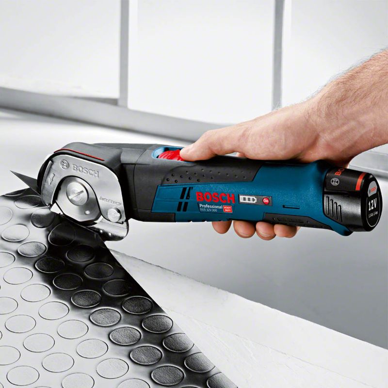 Tesoura-Universal-a-bateria-Bosch-GUS-12V-300-12V-sem-bateria-S9750