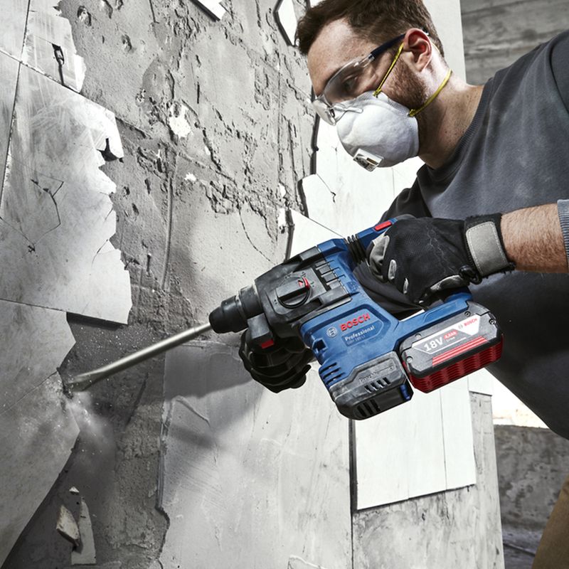 Martelete-rompedor-Bosch-GBH-185-LI-18V-Brushless-2-baterias--em-maleta-S14677