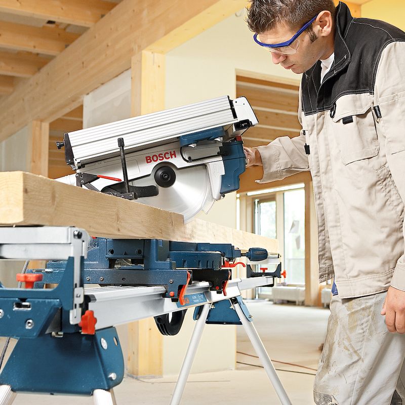 Serra-de-esquadria-com-mesa-GTM-12-JL-220V-com-Disco-S17335