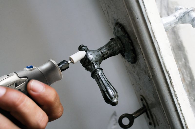 Micro-RetIfica-3000-120W-127V-com-30-AcessOrios-Dremel-S14463